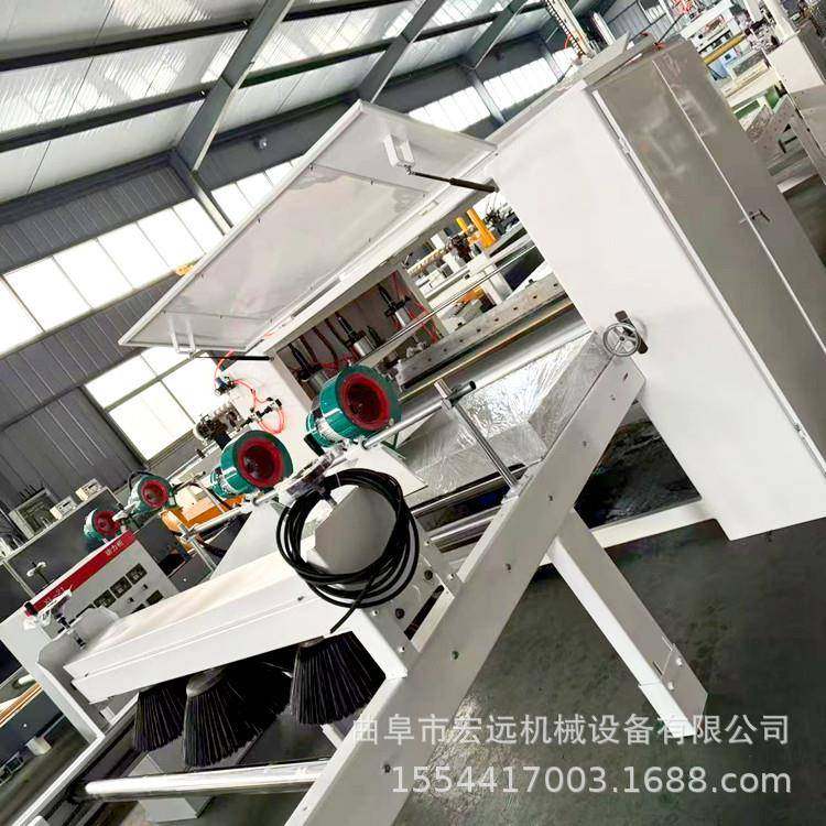 PVC大板覆膜机 热熔胶装饰板贴面机 PUR平贴机生产厂家,五金/工具,机床,淘宝优惠券,粉丝福利购,淘宝优惠卷