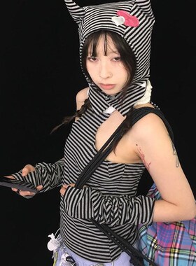 Ttsunami 202q4秋冬原创恶魔角甜酷条纹金属摁扣针织弹力帽子