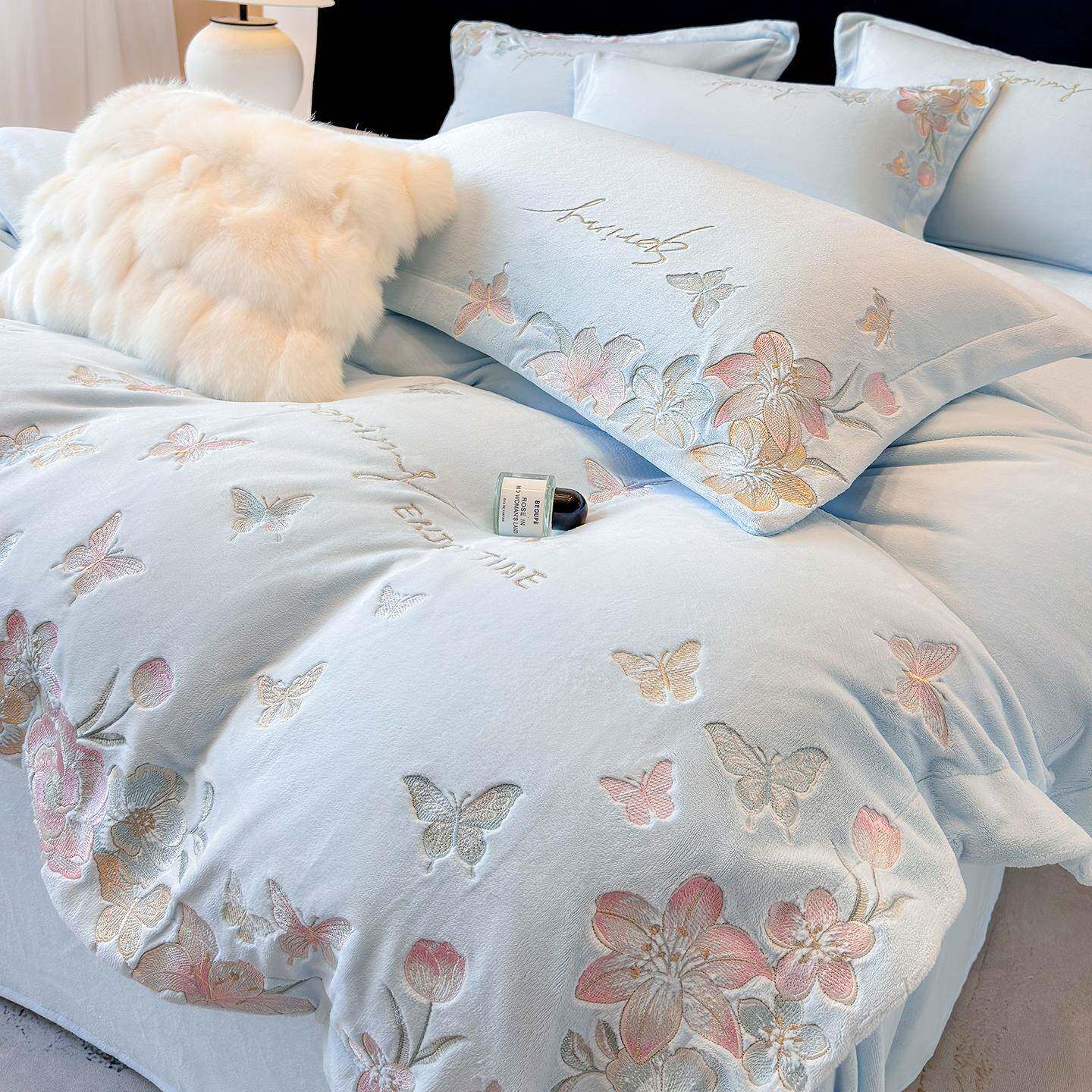 蜀绣加厚A类牛奶绒四件套被套单件新款蝴蝶刺绣被套珊瑚绒1.8床笠