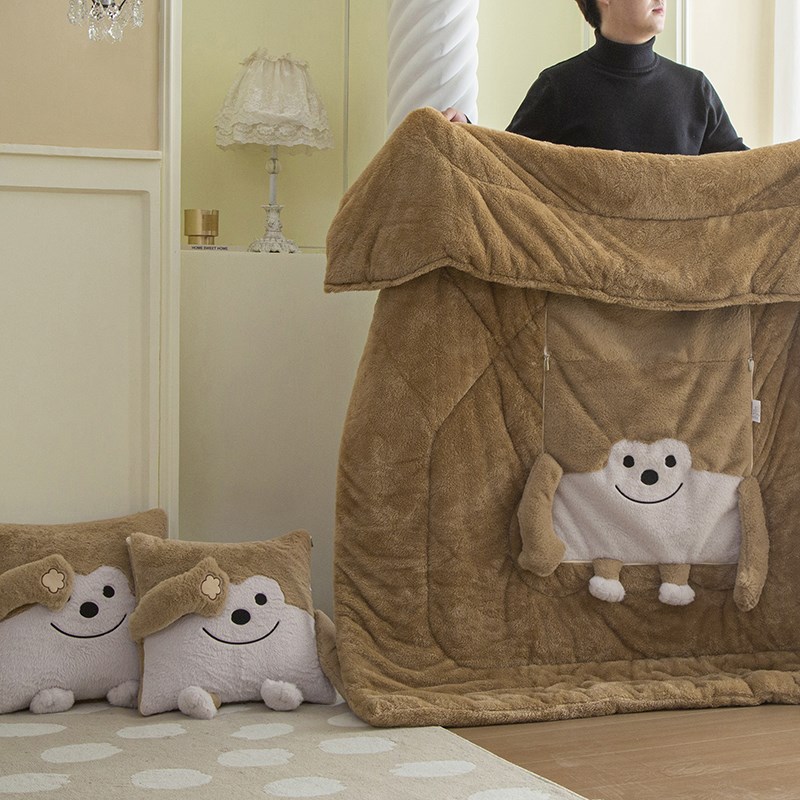 抱枕被子两用个性可爱办公室午睡被车内靠枕毛毯车用靠垫枕头四季