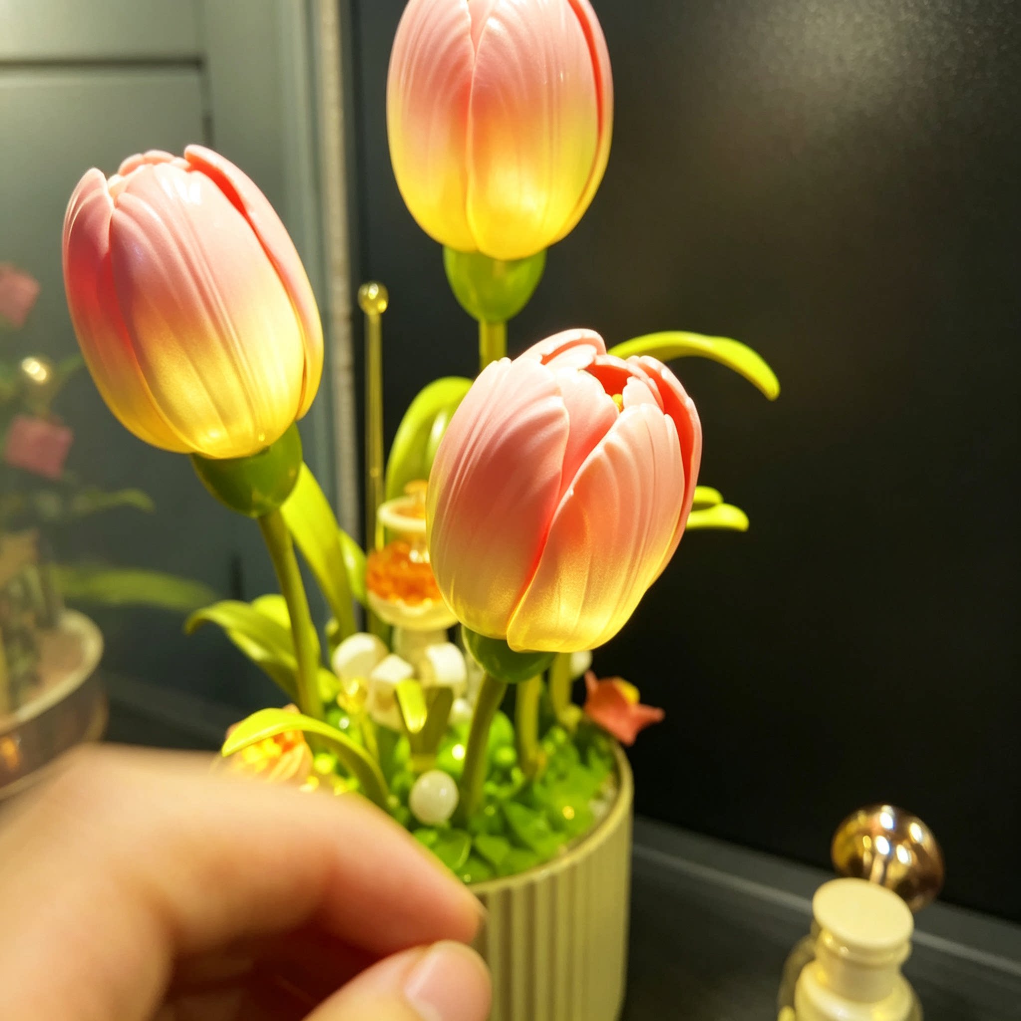 绽放花园积木花束浇水开花