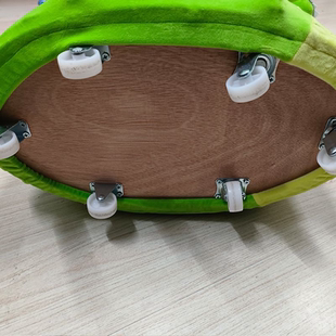 长颈鹿奶粉罐套底座轮子羊驼恐龙奶粉罐套带轮底板1.5寸万定向轮