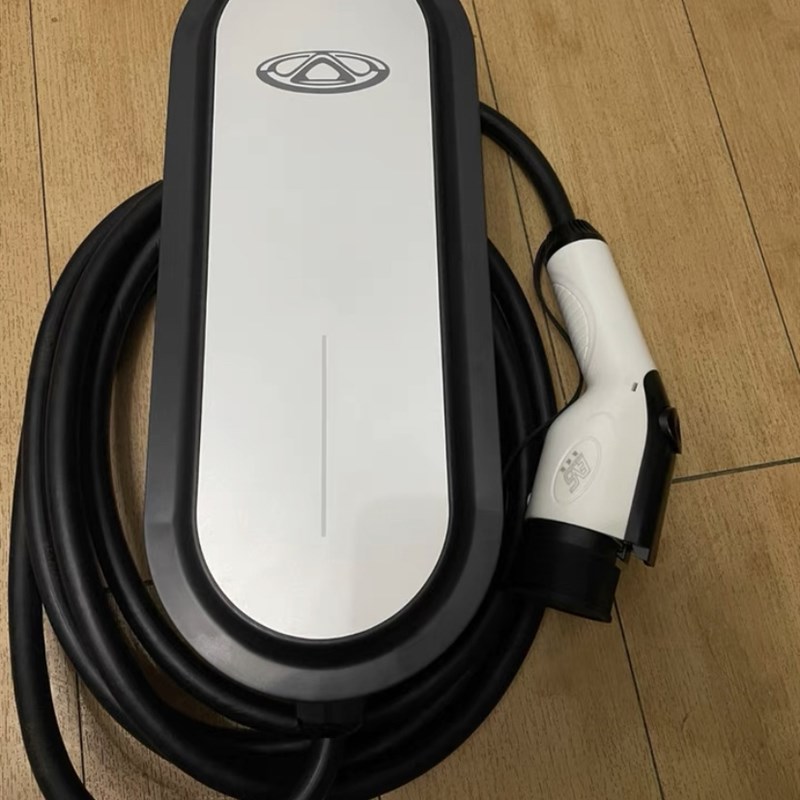 奇瑞小蚂蚁充电桩新能源汽车冰激凌充电桩7kw家用单相电32A带壁挂