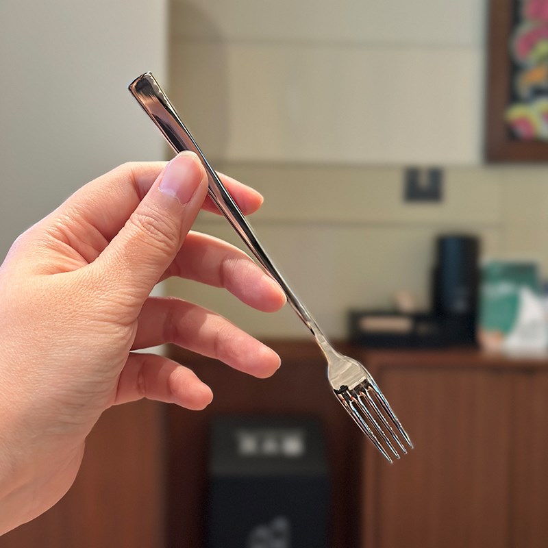 精致四齿小叉子!出口1810不锈钢长柄水果叉吃甜品月饼叉蛋糕叉子