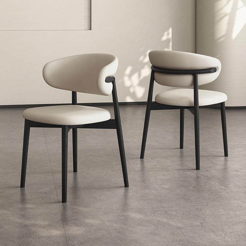 意式极简实木餐椅家用轻奢高级感法式奶油风饭厅餐桌真皮靠背椅子