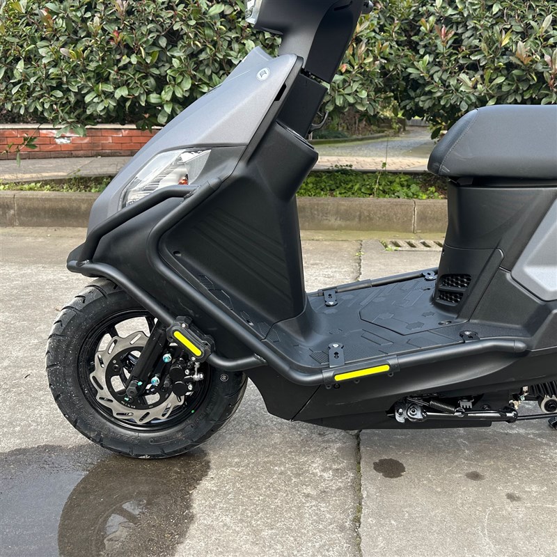 适用三阳迪爵125前后保险杠XS125T-22防摔撞排气护W杠尾架靠背改