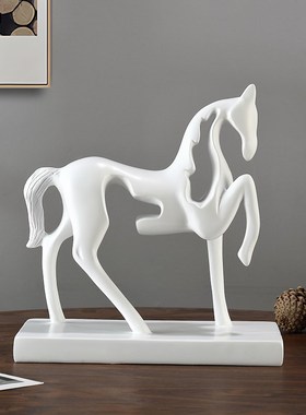 马到成功摆件轻奢高档q客厅酒柜装饰品家居办公室书房抽象艺术现