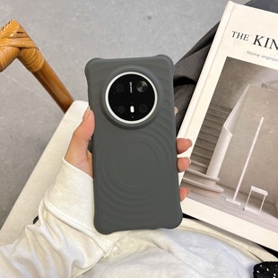 C家壳波漾磁吸液态硅胶适用华为mate60手机壳mate70奶黄色Pura70亲肤软糯防滑耐脏四角加厚防摔P70高级感女