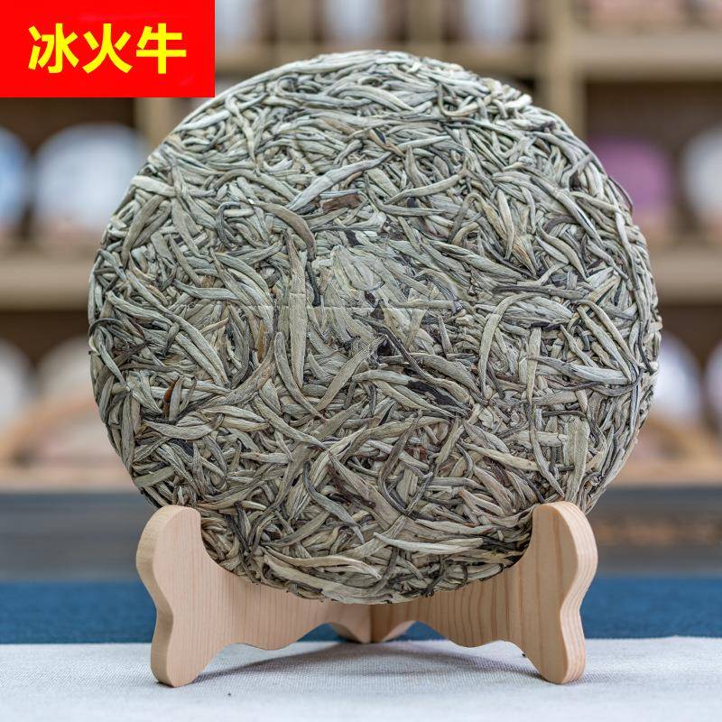 白毫银针 茶饼357g 云南古树白茶 景谷大白芽 厂家茶叶