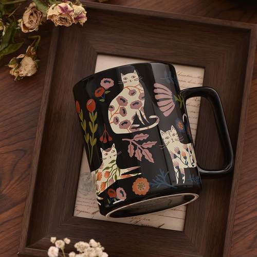PiaJi 猫影与花魂的奇特碰撞 陶瓷马克杯咖啡杯大容量杯子带盖子