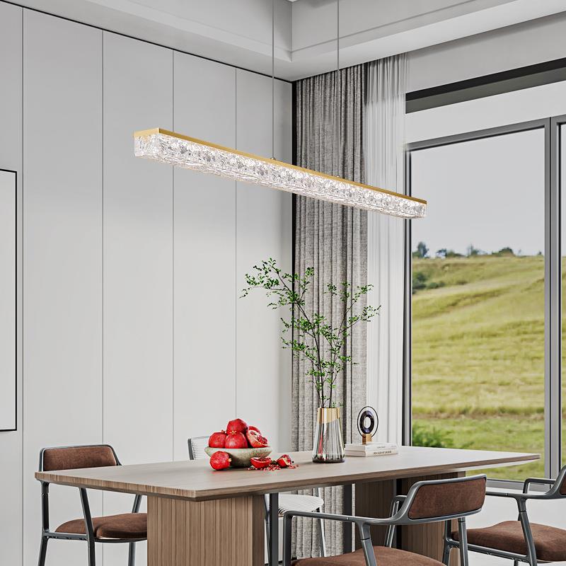 极简一字铜长条餐厅吊灯设计师2024新款树脂岛吧台餐桌茶室艺术灯