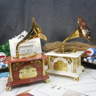上链留声机复古八音盒音乐盒创意摆件装饰送女友女生儿童生日礼物