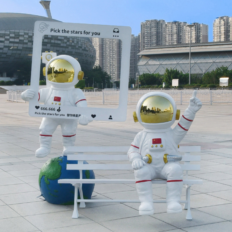 宇航员大摆件太空人雕塑户外航天模型景区网红打卡商场美陈装饰品