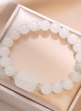 手链女 日韩风时尚简约气质铃兰花淡水珍珠天山翠手串无事牌手饰