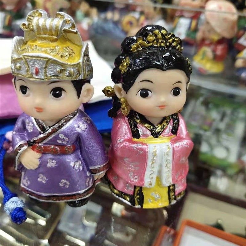 韩国宫廷娃娃摆件旅游纪念情侣娃娃民俗家居摆设料理店柜台展i