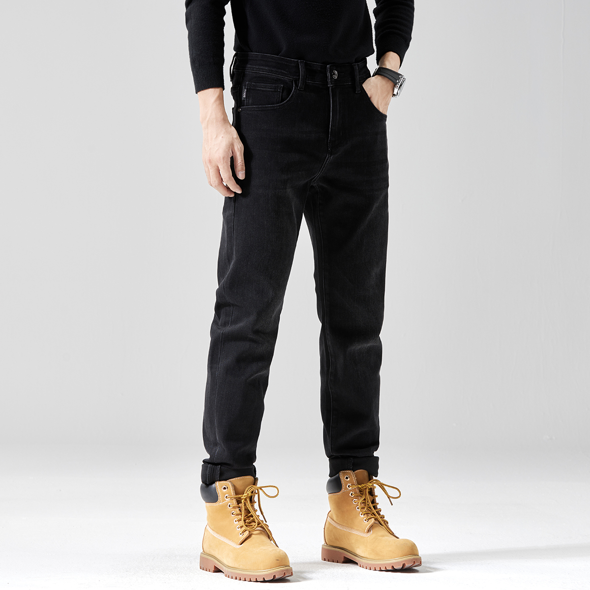 复古黑色修身小脚牛仔裤