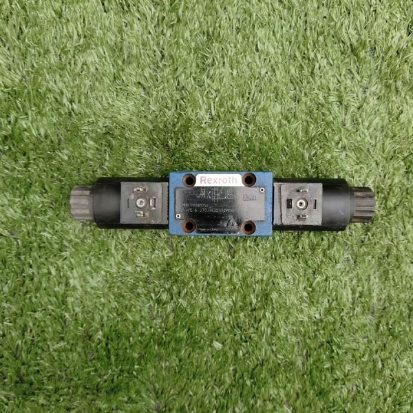 力士乐电磁阀 型号4WE6J70/HG24N9K4 拆机下来