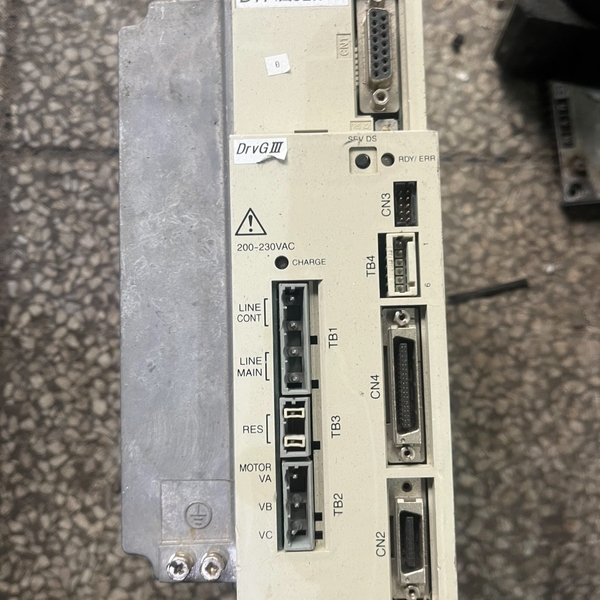 横河UR1BG3-008Z-1KC-2TA驱动器，功能包好【议价】