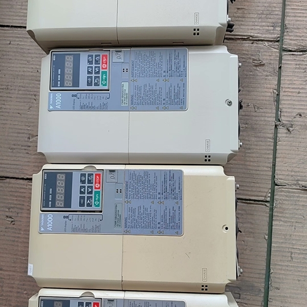 安川CIMR-AB4A0031FBA/0038FBA变频器多