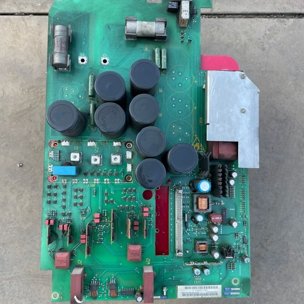 议价变频器驱动板6SE7022-6TC84-1HF3拆机6