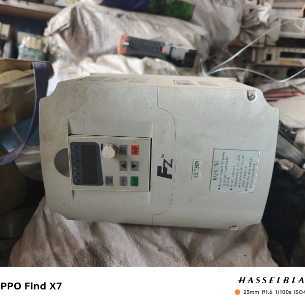 FZ变频器FG40055P 5.5Kw/7.5KW 380拆【议价】