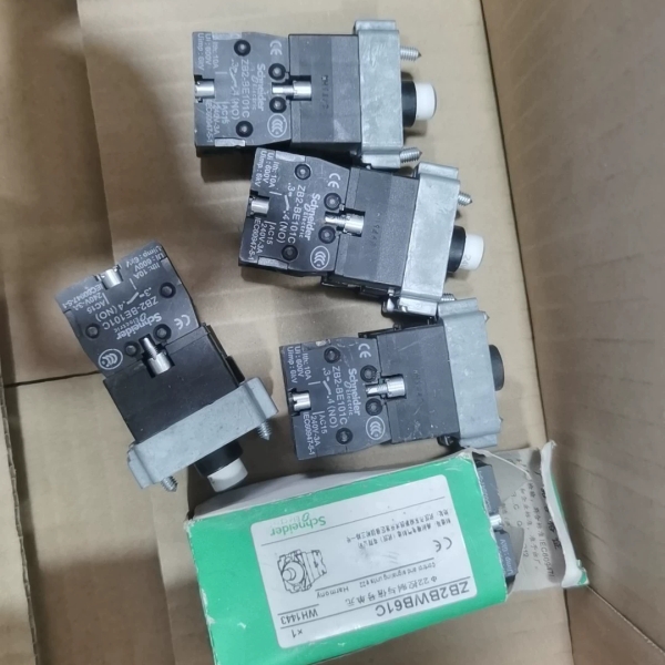 施耐德ZB2BWB61C图片上的5个55江浙沪包邮（请询价）