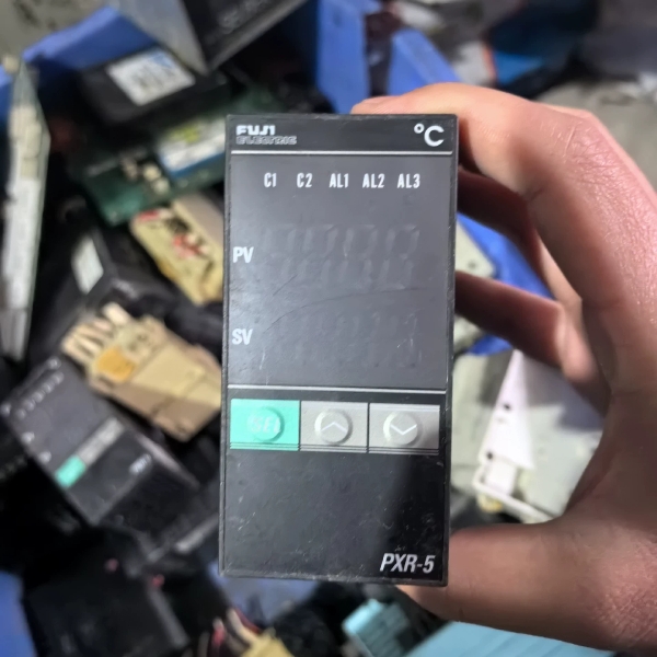 富士温控器PXR5TCY1-8VM00-C