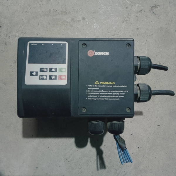 众辰变频器 Z5400A01D5K-BF 拆机一台 功能正常【议价】