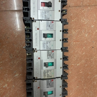 CM3 3300 常熟塑壳断路器 250L 3P160A 一议价