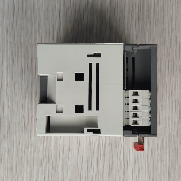 ABB  XC08L1-D4.0【议价】