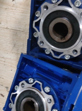 0.55kw涡轮减速电机，型号3-PHASE INDUCTI【议价】