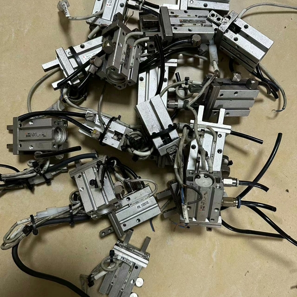 SMC手指气缸MHZ2-16D MHZ2-16D1 MHZ2