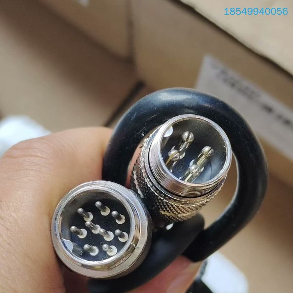 议价伟创伺服电机VM7-L06A-R4030-K1M，0.4KW