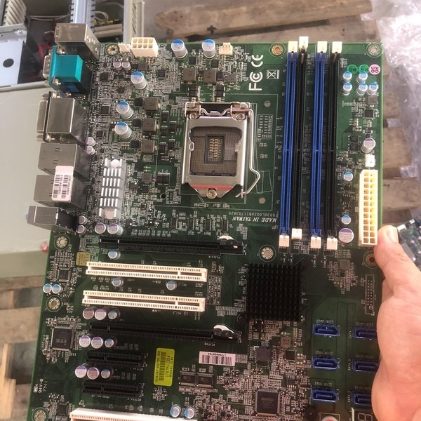 瑞传 RUBY-SQ1703 工业设备主板 成色充新功能一切议价