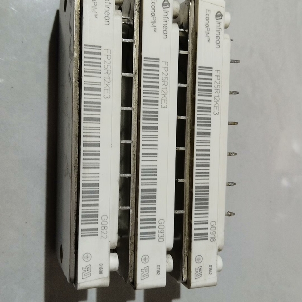 英飞凌模块。FP25R12KE3。实物拍摄品相如图，功能包到