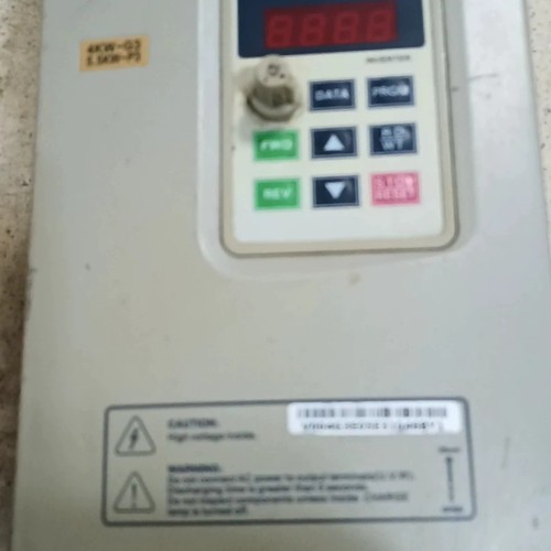 三晶变频器V004G3／V5R5P3 4.0kw 380v【议价】