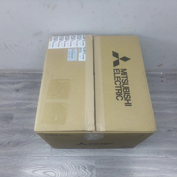 【】机械手控制器CR800-07VD议价