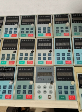 变频器面板，日业SY3200，全部试机完好，大多换新电位器，