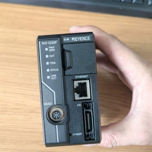基恩士IV2-G30F 视觉控制器 实物拍摄 功能包好 成色
