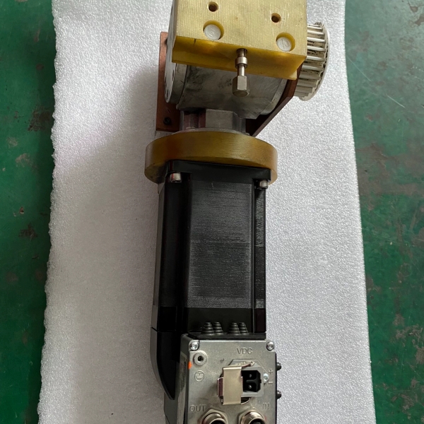 伺服电机ILS2E853S2213现货议价