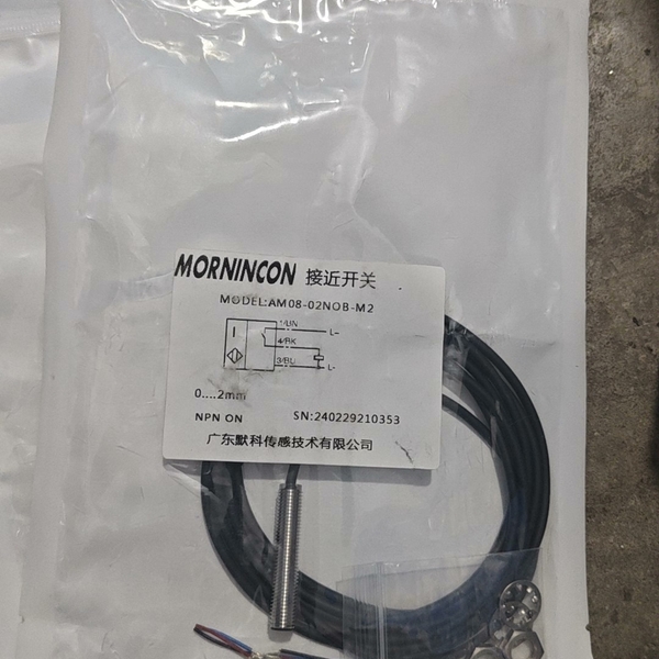 全新10个默科传感器，默科接近开关，型号AM08-02NOB