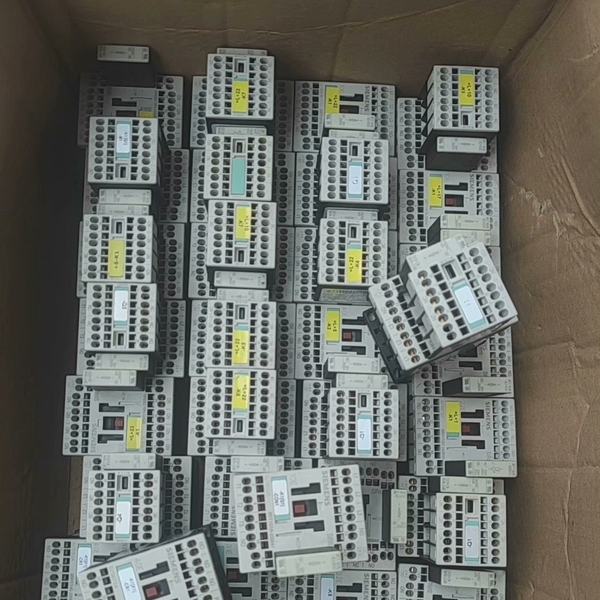 3RH1122-2AF00 3RH1122-2AB00 3R