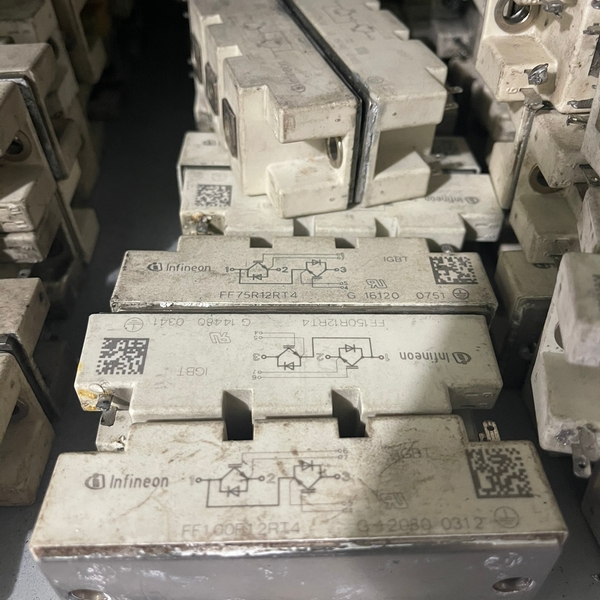 [维修]FF150R12RT4 FF100R12RT4 FF75R1