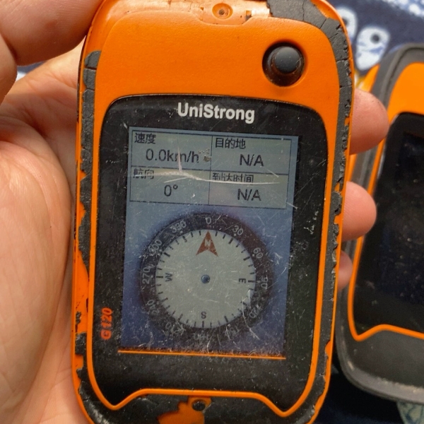 合众思创UniStrong 集思宝G120 两台都能开机