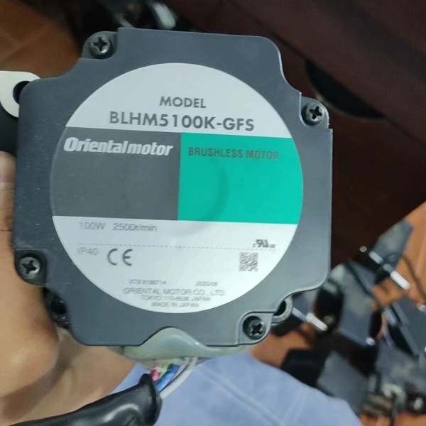 GFS5G30FG BLHM5100K-GF5 减速机 电机