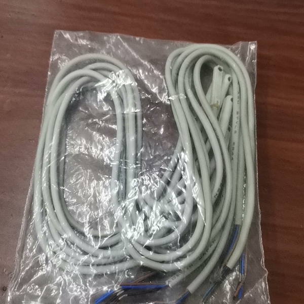 SMC磁性开关D一M9N，D一C73，D一Z73（请询价）