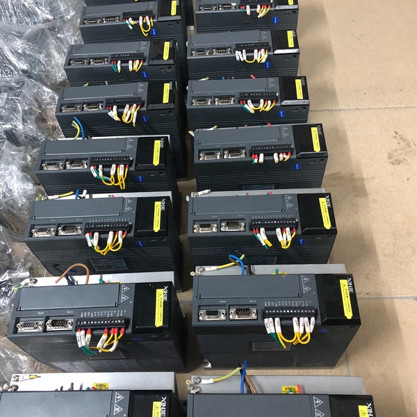 信捷伺服电机套装1.5KW，DS3E,DS3L-21P5-P（请询价）