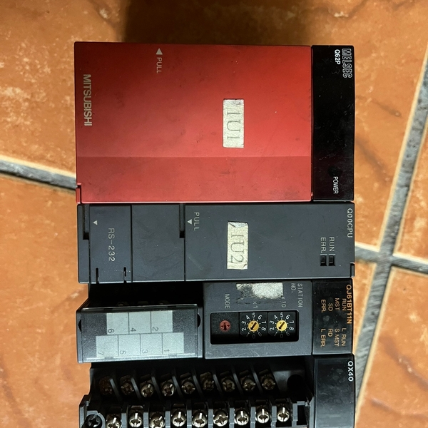 三菱plc Q00cpu，功能完好，有需要的来带走