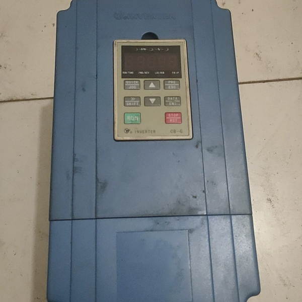 亚泰变频器，YTC0040G4T1B，380V4KW，拆机一【议价】