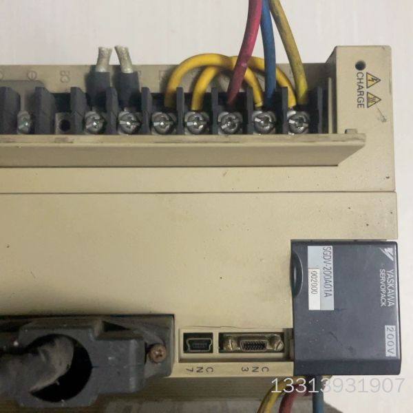 SGDV-200A01A安川五系三千瓦伺服驱动器和电机，议价也可维修